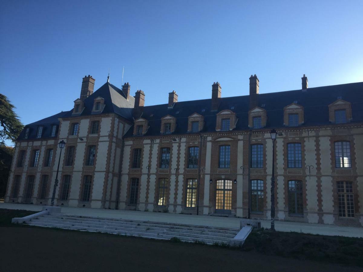 Exceptionnel Chateau Pres De Paris Abondant المظهر الخارجي الصورة
