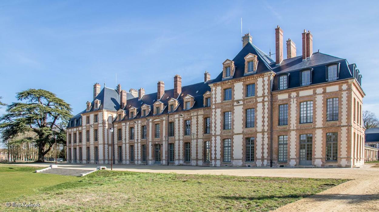 Exceptionnel Chateau Pres De Paris Abondant المظهر الخارجي الصورة