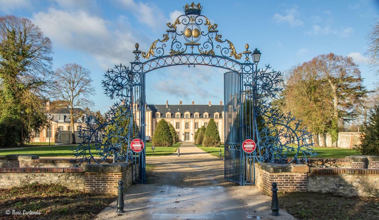 Exceptionnel Chateau Pres De Paris Abondant المظهر الخارجي الصورة